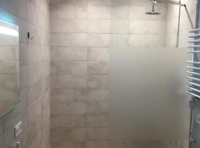 Scandinavian * Leópolis